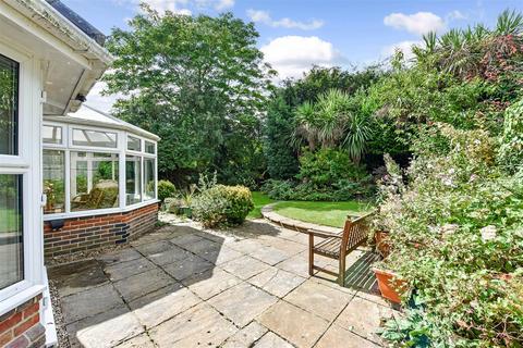 4 bedroom house for sale, St. Andrews Lane, Tangmere, Chichester