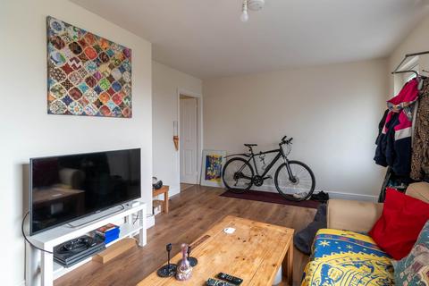 undefined, 65 Harcourt Gardens