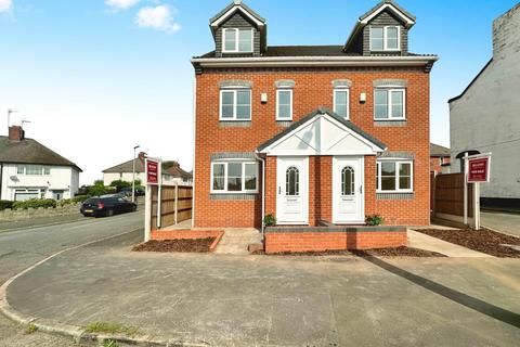 4 bedroom semi-detached house for sale, Bilston Road, Wednesbury WS10