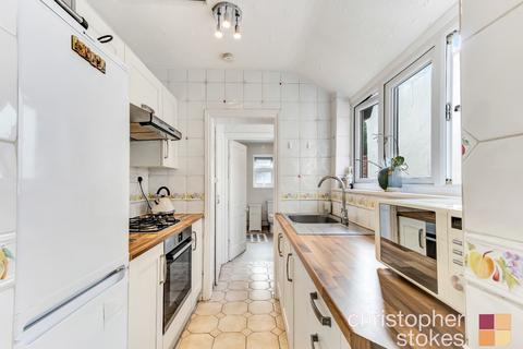 93 Flamstead End Road, Cheshunt, Waltham Cross, EN8 0JB