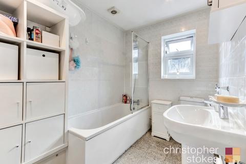 93 Flamstead End Road, Cheshunt, Waltham Cross, EN8 0JB