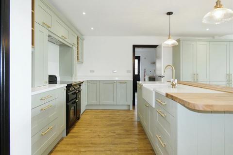 157 Bradwall Road, Sandbach, CW11 1GP