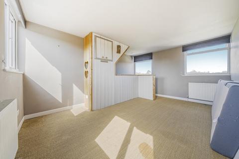 10 Highfields, Forest Row, RH18 5AJ