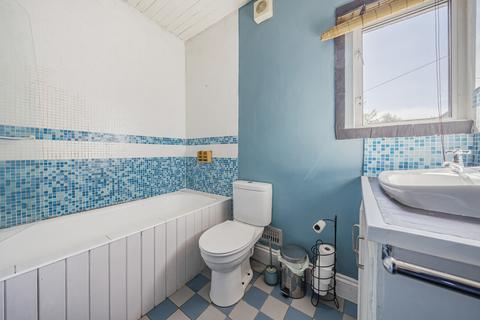 10 Highfields, Forest Row, RH18 5AJ