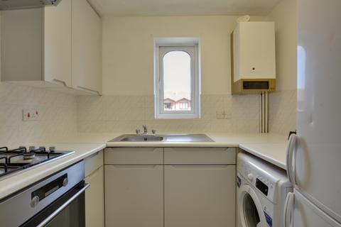 1 bedroom apartment for sale, Brighton Road, Southgate, RH11