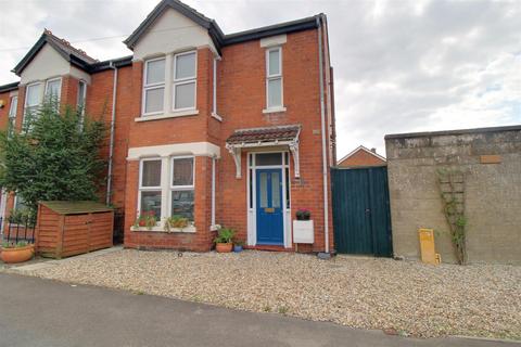 3 bedroom semi-detached house for sale, Linden Road, Gloucester