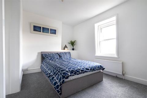 2 bedroom apartment to rent, Kempshott Road, London SW16