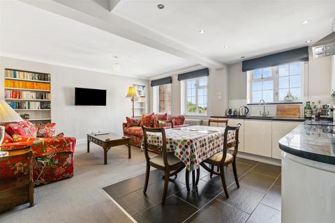 2 bedroom flat for sale, Goldhawk Road, London, W6