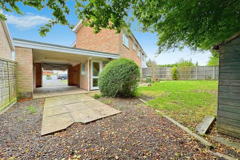 4 bedroom semi-detached house for sale, Lea Close, Stratford-Upon-Avon