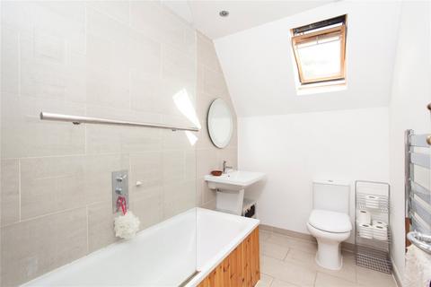 1 bedroom apartment to rent, Kempshott Road, London SW16