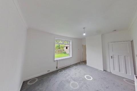 2 bedroom flat to rent, Carrickknowe Avenue, Edinburgh, EH12