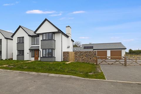 4 bedroom detached house for sale, The Meadows, Yelverton PL20