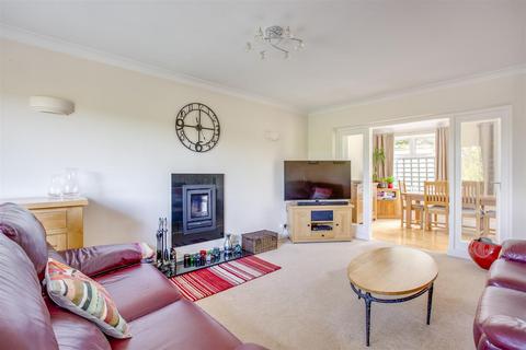 4 bedroom detached house for sale, Disraeli Crescent, High Wycombe HP13