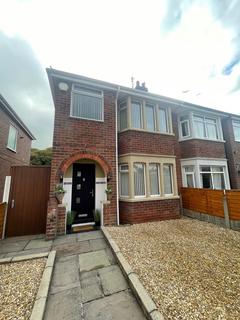 3 bedroom semi-detached house to rent, Ludlow Grove, Blackpool, Lancashire, FY2