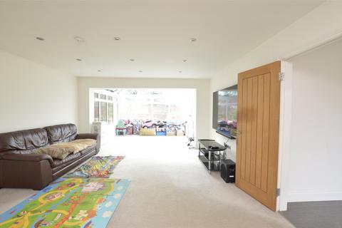 2 bedroom bungalow for sale, High Trees, Barnet EN4