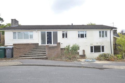 2 bedroom bungalow for sale, High Trees, Barnet EN4