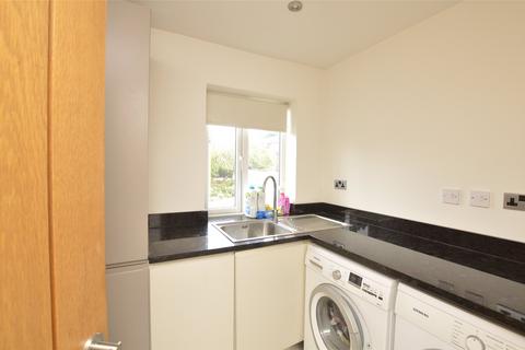 13 High Trees, Barnet, EN4 9QQ