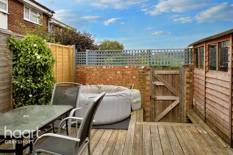 33 Birch Road, Headley Down, Bordon, GU35 8BN