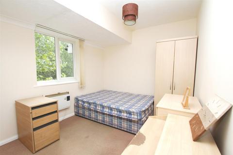 2 bedroom apartment to rent, Goosander Court, Colindale, London, NW9