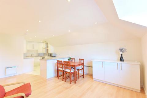 2 bedroom apartment for sale, West Grange Court, Clifton, York