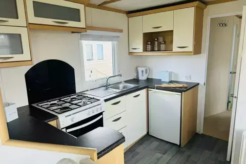 2 bedroom static caravan for sale, Golden Leas Holiday Park