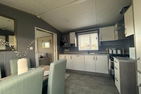 2 bedroom static caravan for sale, Golden Leas Holiday Park