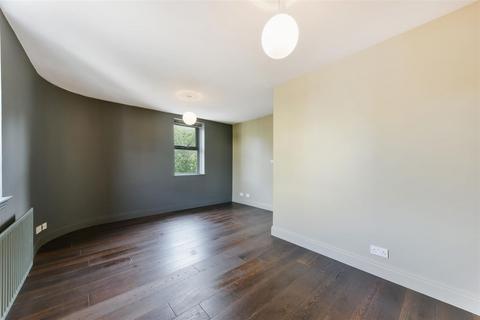 2 bedroom flat to rent, Brecknock Road, Tufnell Park