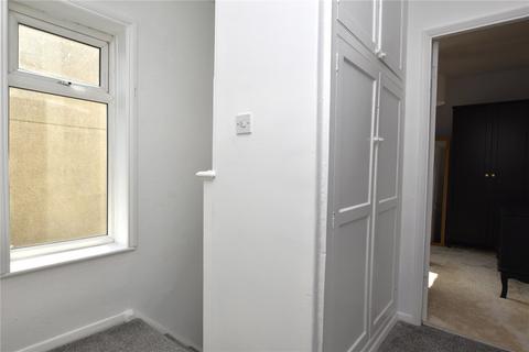 35 Forest Crescent, Halifax, HX2 8DS