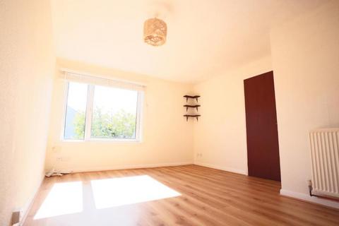 1 bedroom villa to rent, Fauldburn, East Craigs, Edinburgh, EH12