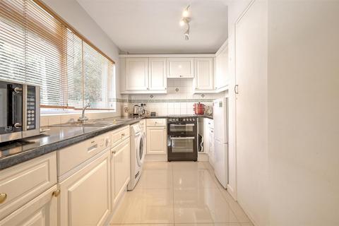 2 bedroom apartment for sale, Station Lane, Ingatestone