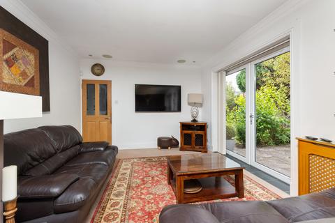 3 bedroom detached bungalow for sale, 84 Craigmount Avenue North, Edinburgh, EH128DL