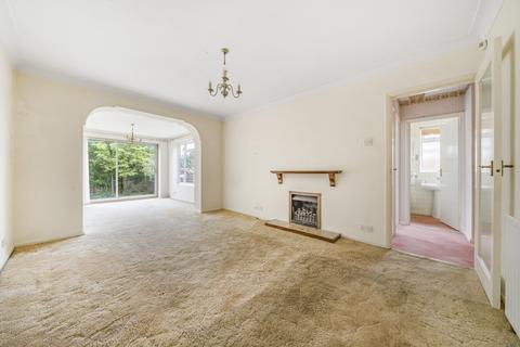 71 Brocks Drive, Fairlands, Guildford, GU3 3NQ