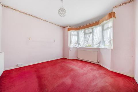 71 Brocks Drive, Fairlands, Guildford, GU3 3NQ