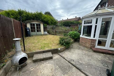 5 The Crescent, Baildon, Shipley, BD17 7PE
