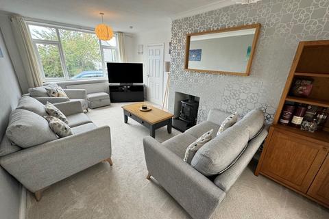 5 The Crescent, Baildon, Shipley, BD17 7PE