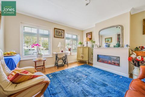 2 bedroom flat to rent, Gaisford Close, Worthing, West Sussex, BN14
