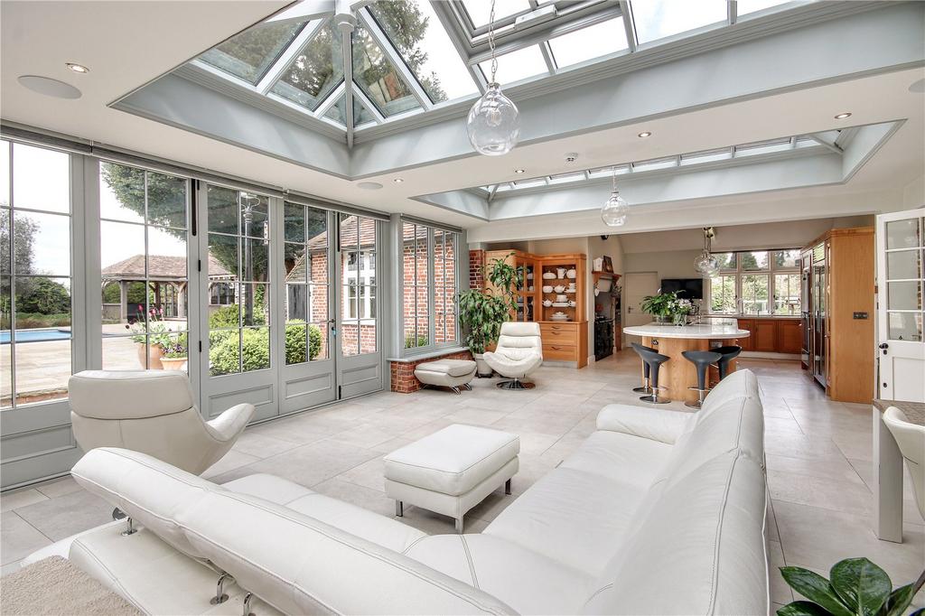 Breakfast Room