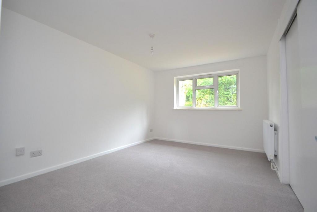 Bedroom.JPG