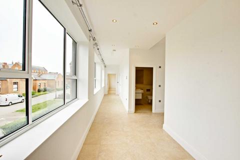 3 bedroom apartment for sale, Marlborough House, Marlborough Drive, Bushey, Hertfordshire, WD23