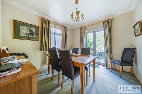 37 Bridgen Road, Bexley, DA5 1JE