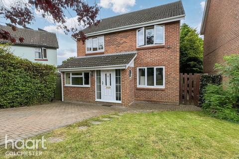 4 bedroom detached house for sale, Cardinal Close, Colchester