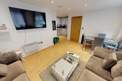 undefined, Station Road, Stretford, Manchester, M32