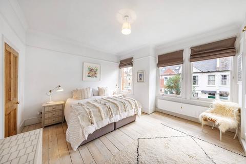 4 bedroom terraced house to rent, Farlow Road, West Putney, London, SW15