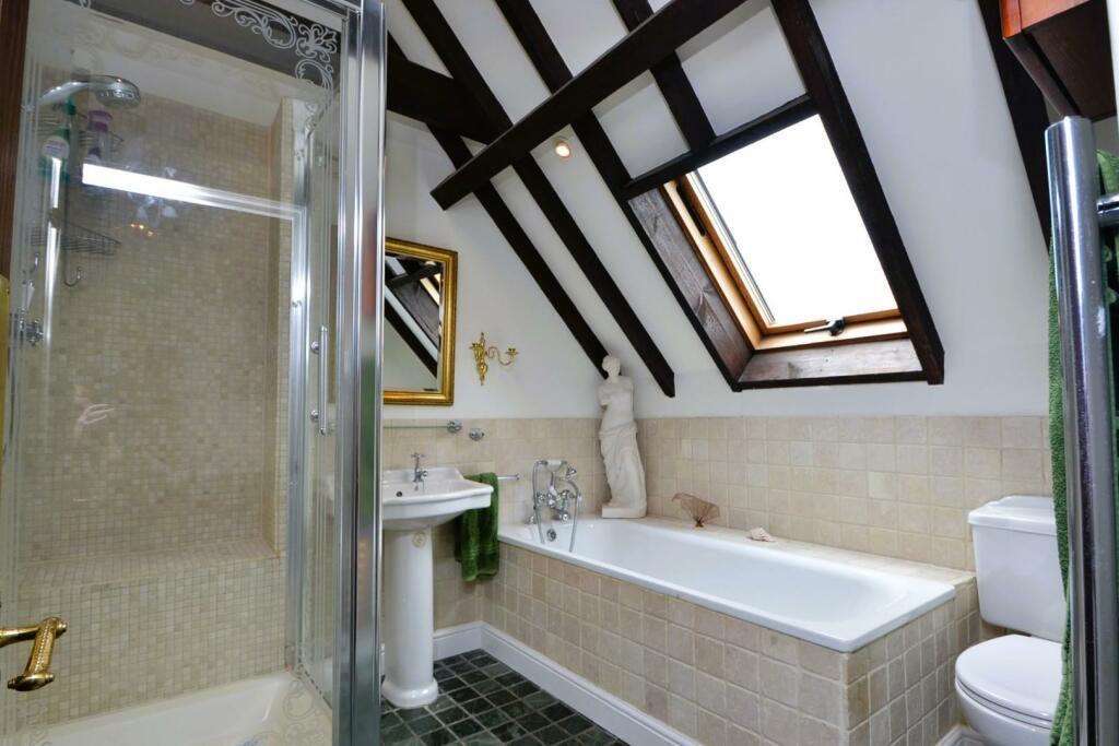 Bathroom.jpeg