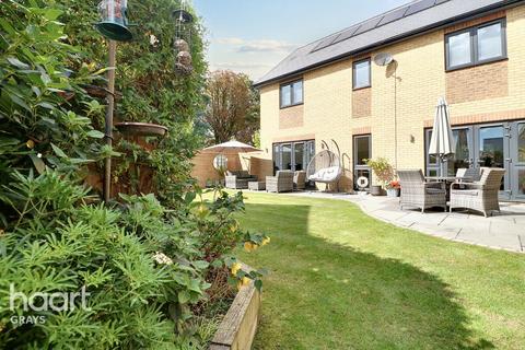 11 Devonshire Close, Grays, RM20 4BT