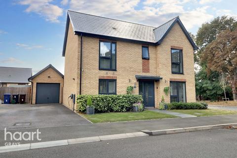 11 Devonshire Close, Grays, RM20 4BT