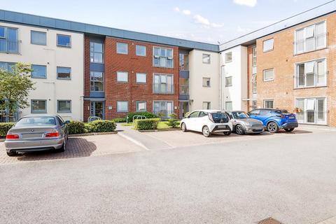 2 bedroom flat for sale, Bracknell,  Berkshire,  RG42