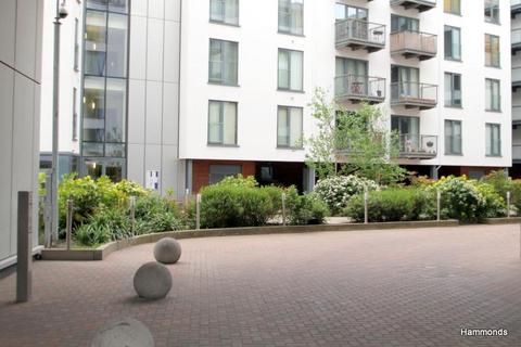 2 bedroom apartment to rent, Roach Road, London