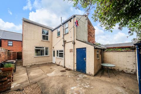 3 bedroom terraced house for sale, Alfred Street, Lincoln, Lincolnshire, LN5