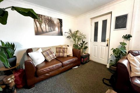 3 bedroom terraced house for sale, Elizabeth Drive, Forest Hall, Newcastle upon Tyne, NE12